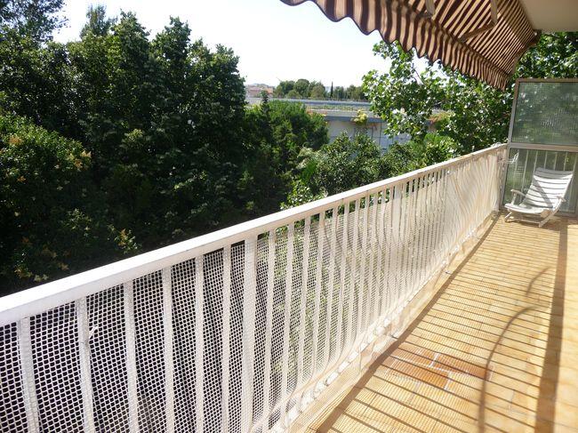Location NOTRE AGENCE IMMOBILIERE SPECIALISTE SUR ALLAUCH PLAN DE CUQUES CHATEAU GOMBERT 11EME 12EME 13EME VOUS PROPOSE SON APPARTEMENT T4 F4 TYPE 4 DANS RESIDENCE FERMEE AVEC PISCINE ET TENNIS 2 BALCONS CAVE PLACE DE PARKING AU CALME SAINT JEROME MARSEILLE 13EME